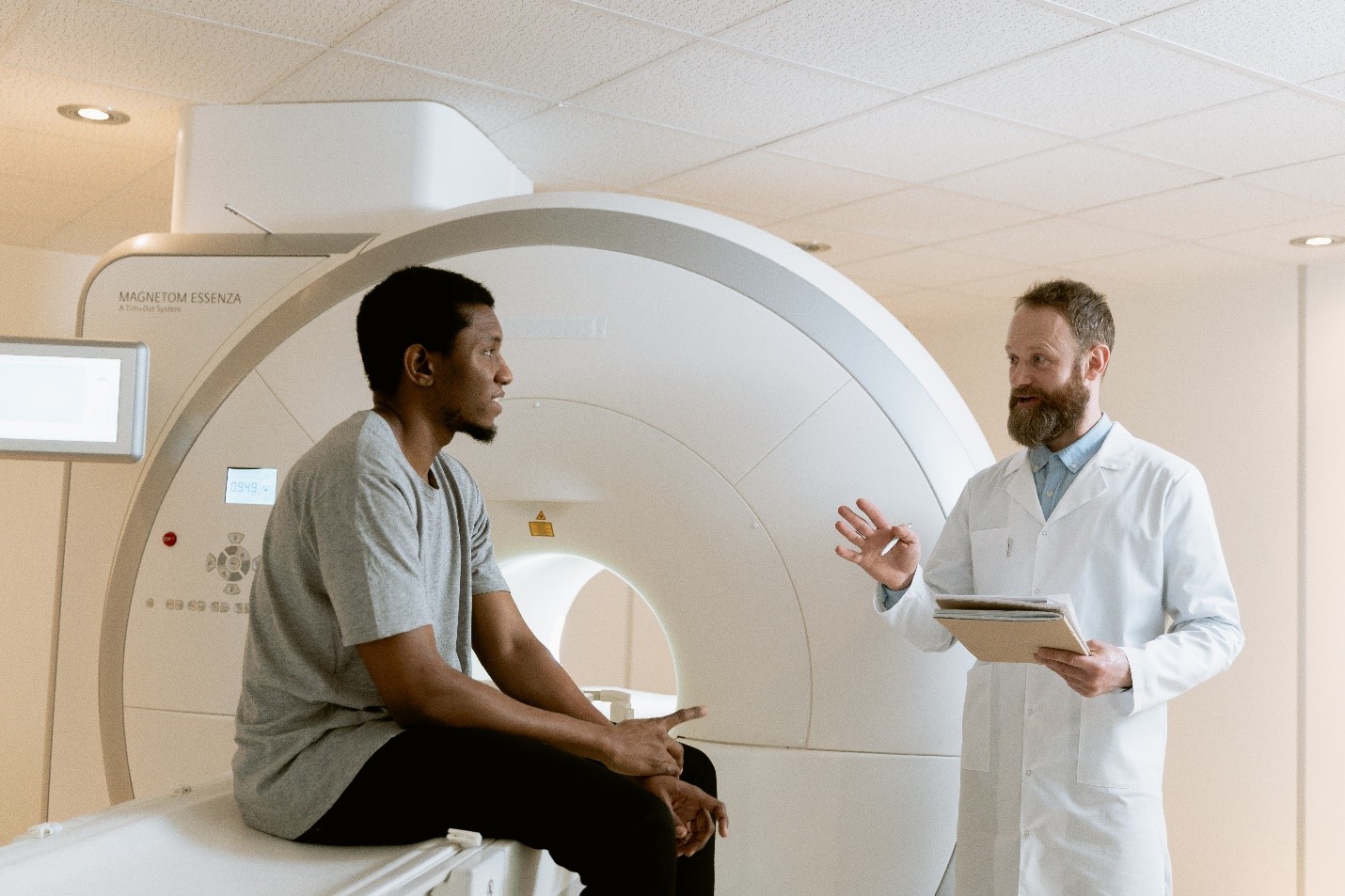 The impact of anxiety and claustrophobia on MRI patients and technicians – and how an audio system can help