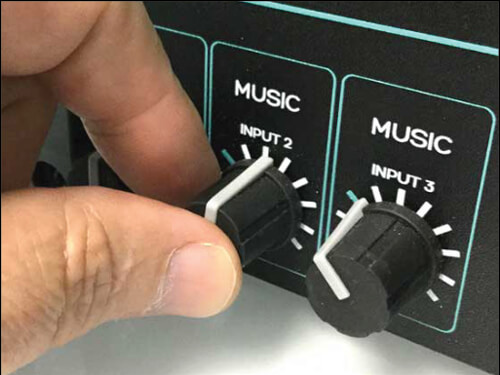 adjust headphone volume